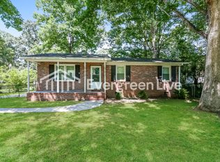 308 Sherondale Ln, Simpsonville, SC 29680