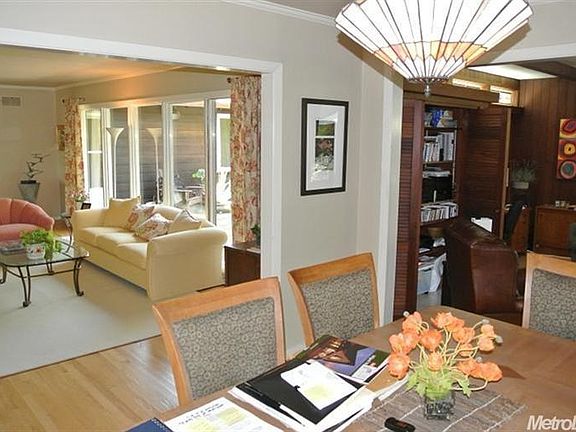 5th image of 1031 Elmwood Ave