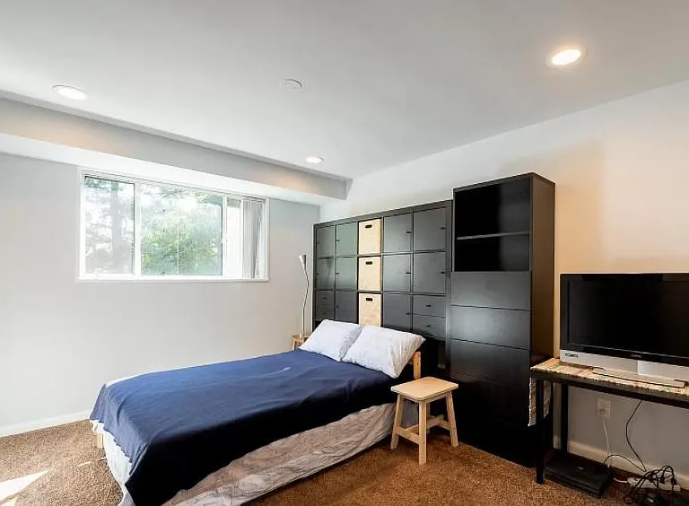 10505 Montrose Ave #2 — Photo 10