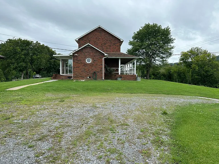 3515 Reservoir Rd — Photo 45