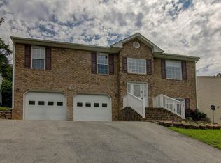 4249 Daugherty Rd, Salem, VA 24153