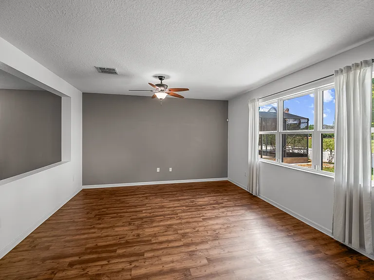 2813 Shelburne Way — Photo 10