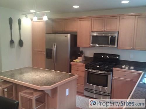 5th image of 3353 S 283rd Ln