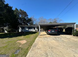 109 Elmwood St, Warner Robins, GA