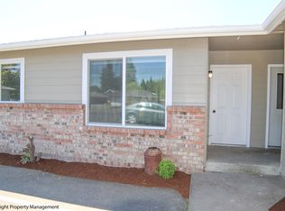 1335 Main St #D, Lynden, WA 98264