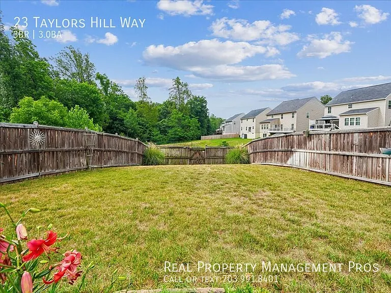 23 Taylors Hill Way — Photo 63
