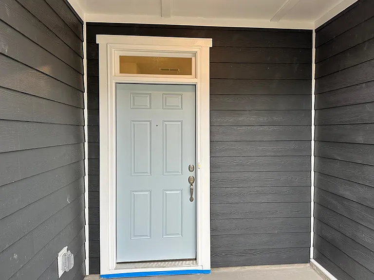 195 Parker Ln — Photo 2