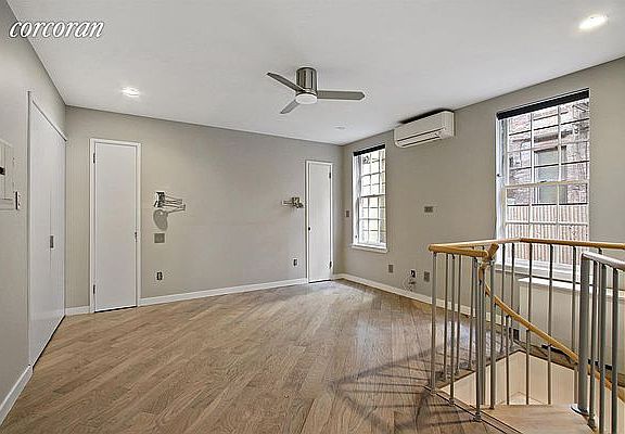 2nd image of 5 Minetta St #1D2D