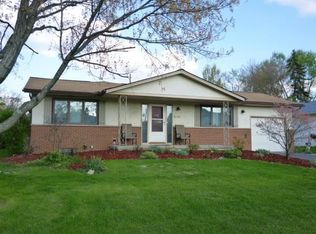5794 Satinwood Dr, Columbus, OH 43229