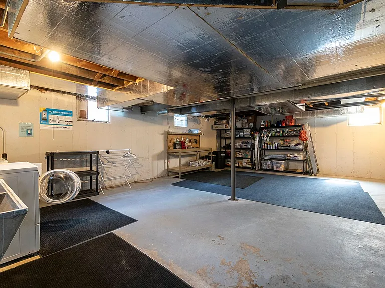 1218 S Midvale Blvd — Photo 39