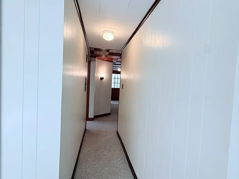 15 Garfield Ave — Photo 3