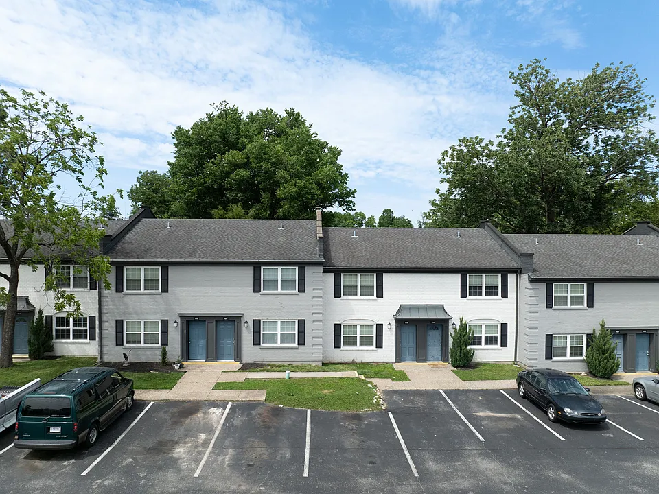 Building Photo 4