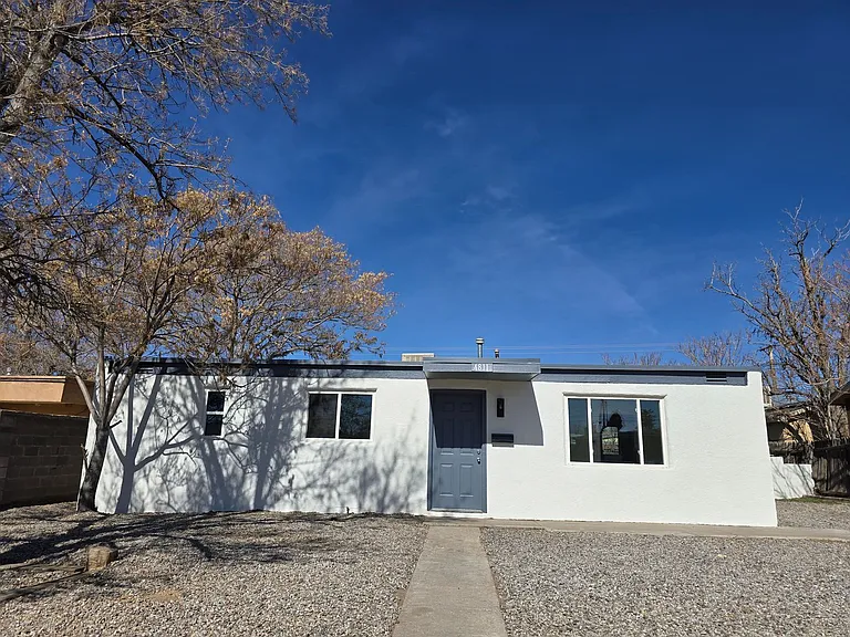 4811 Comanche Rd NE — Photo 15