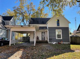 2817 Pine Ave, Mattoon, IL 61938