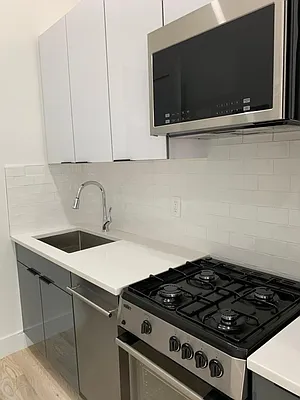 Rented by Citified Realty Group LLC | media 10