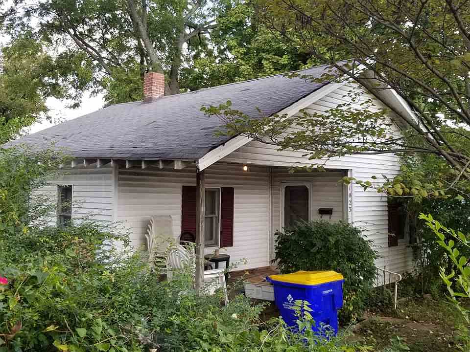 2nd image of 1044 Kenton St #611-1023