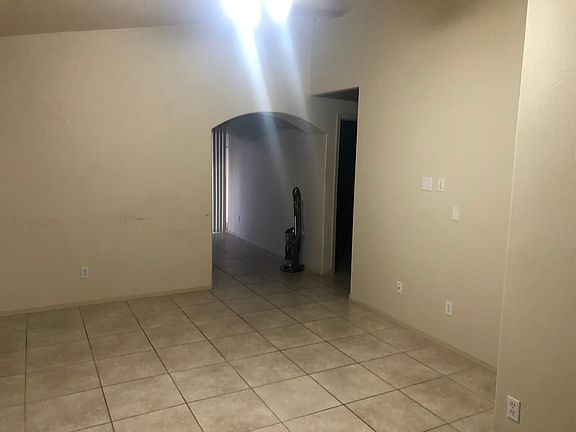 3rd image of 2664 W Desert Brook Ct