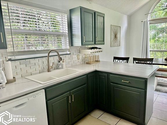 2nd image of 1508 Orchard Mdw #D