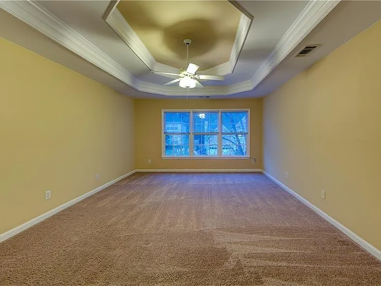 1429 Oglethorpe Dr — Photo 10