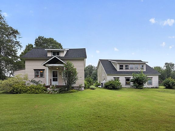 4th image of 54725 Brush Lake Rd