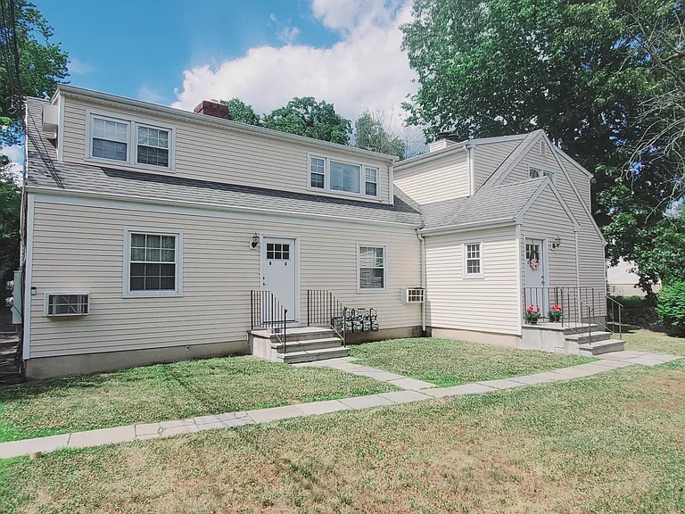 1248 Hope St #3 — Photo 8