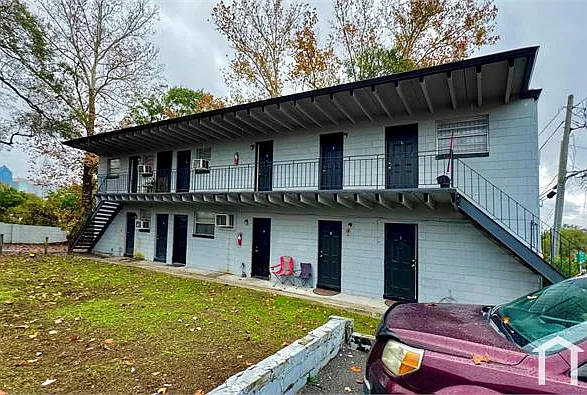 2 bed, 676 sqft, $850 — Photo 1