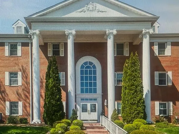 223 Country Club Vw, Edwardsville, IL 62025