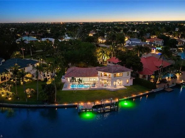 350 Bow Line BEND, NAPLES, FL 34103