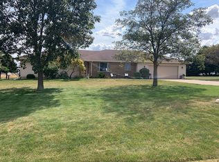 260 N 45th Rd, Mendota, IL 61342