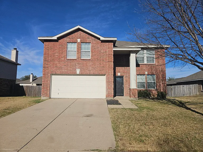 1432 Lauren Dr — Photo 1