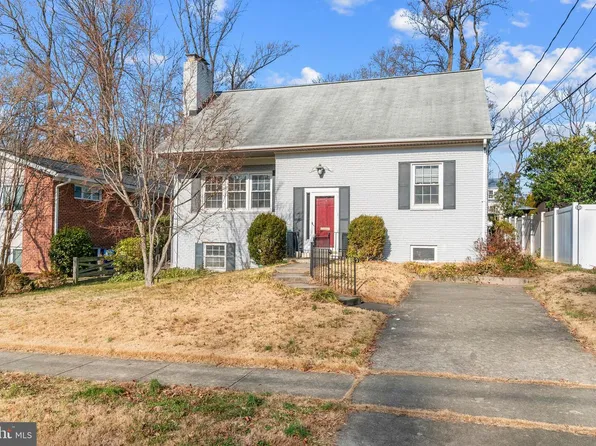 5517 Huntington Pkwy, Bethesda, MD 20814