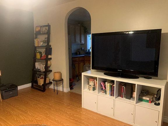 4th image of 3965 Brunswick Ave #1/2