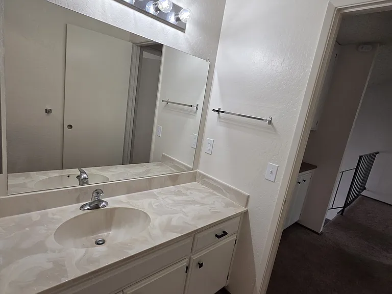 3103 Lucero Ct — Photo 16