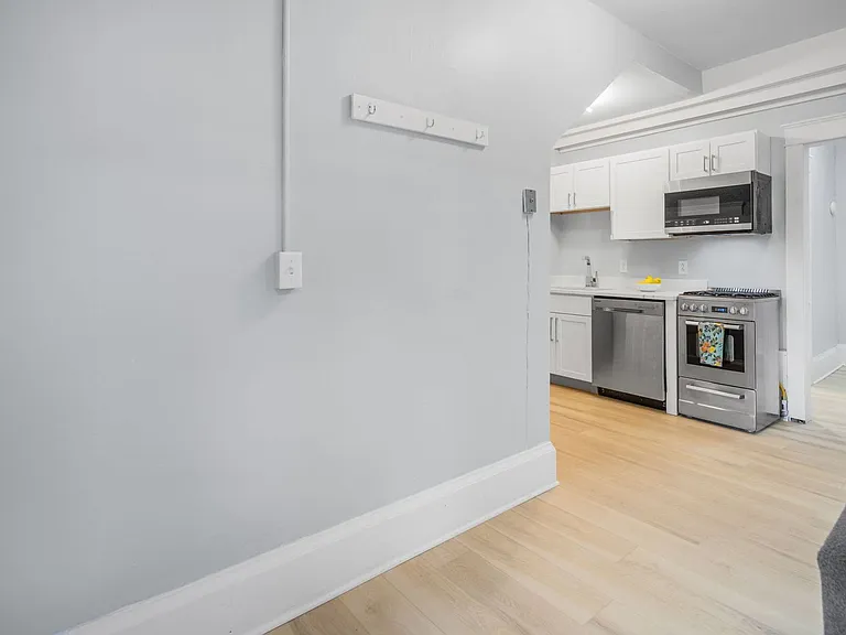 104 Harvard Pl — Photo 229