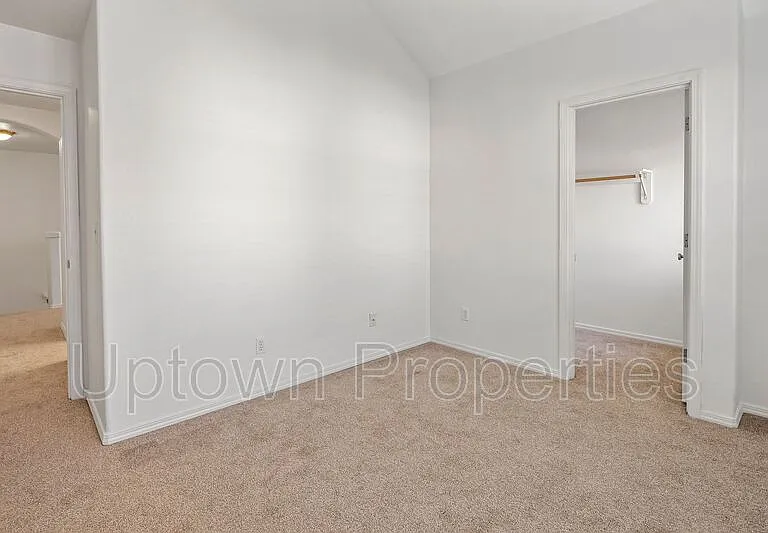 1611 SW San Mateo Ter — Photo 8