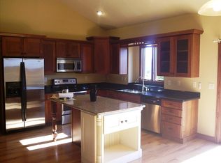 4401 S Oakwood Hills Pkwy, Eau Claire, WI 54701