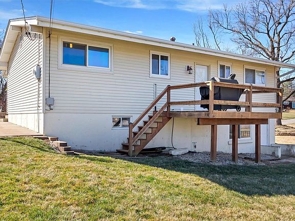 4th image of 11153 Pine Forest Dr