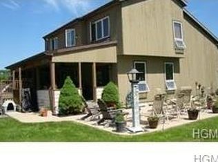 327 Willow Tree Rd, Marlborough, NY 12547