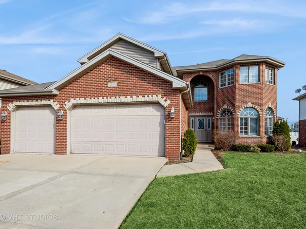 4814 Summerhill Dr, Country Club Hills, IL 60478