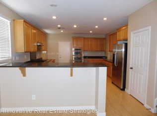 745 Shirehampton Dr, Spring valley, NV 89178
