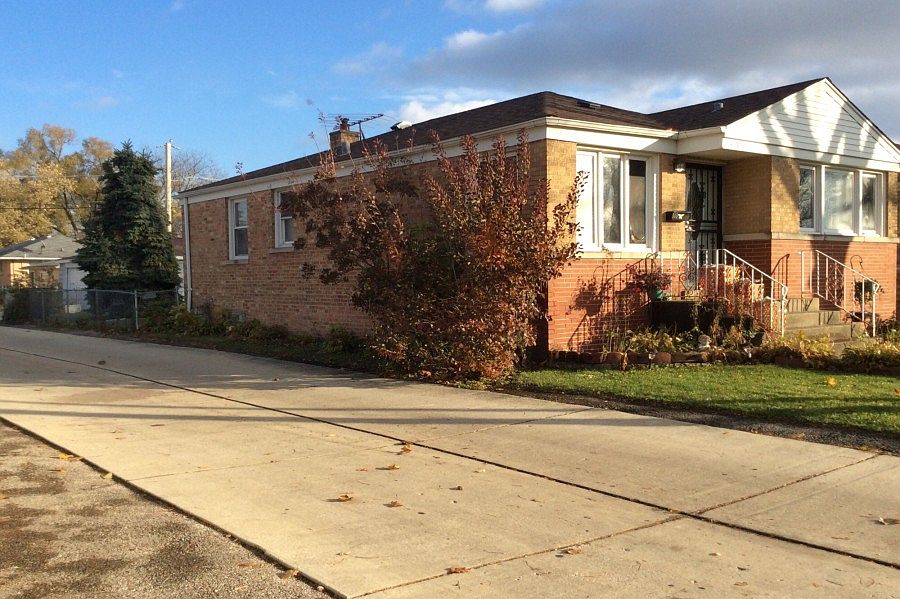 2nd image of 513 Marshall Ave