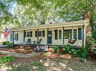 2939 Bellaire Cir, Walkertown, NC 27051