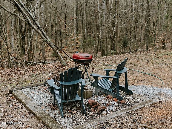 2nd image of 866 Wilderness Rd