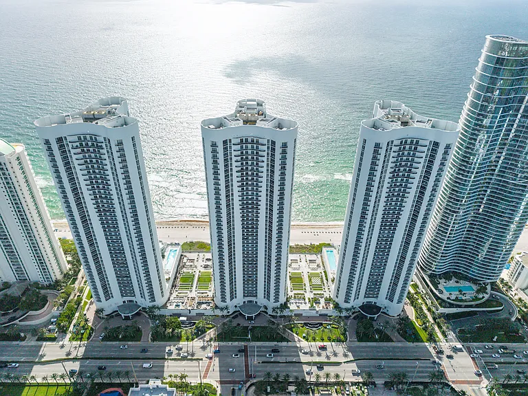 15901 Collins Ave #2305 — Photo 41