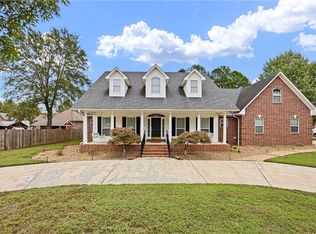 515 S Vancouver Ave, Russellville, AR 72801