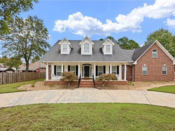 515 S Vancouver Ave, Russellville, AR 72801