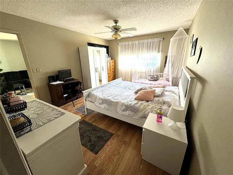 1753 Belleair Forest Dr #D7 — Photo 12