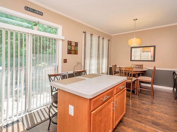 4th image of 4320 Normandy Ct
