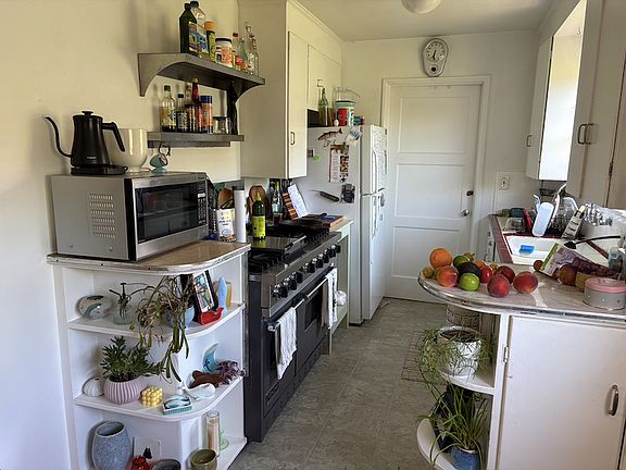 5th image of 407 W Anapamu St #A