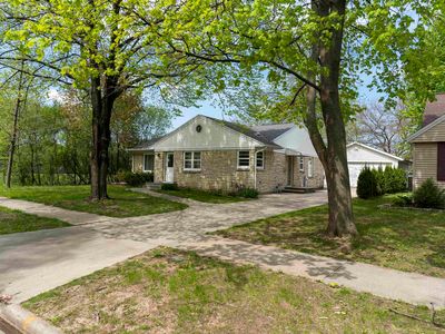 703 N Washington St, De Pere, WI, 54115